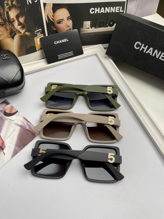 . NewBrand,   chanel chanel women's polarized sunglasses   TR frames   imported Polaroid high-definition polarized lenses, small fragrant metal 5logo inlaid mirror legs, high-end customized design, wear a super model, tr