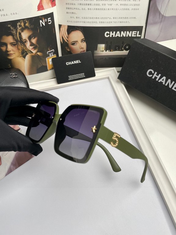 . NewBrand,   chanel chanel women's polarized sunglasses   TR frames   imported Polaroid high-definition polarized lenses, small fragrant metal 5logo inlaid mirror legs, high-end customized design, wear a super model, tr