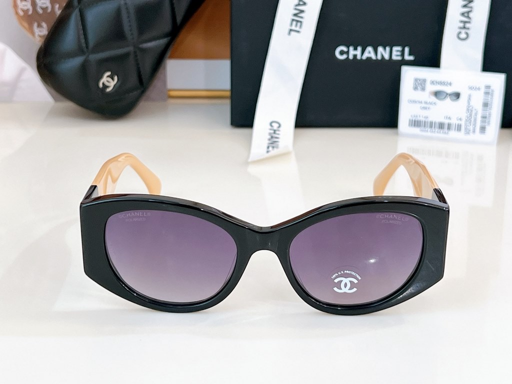 CHANEL High Edition 5524 Black Beige