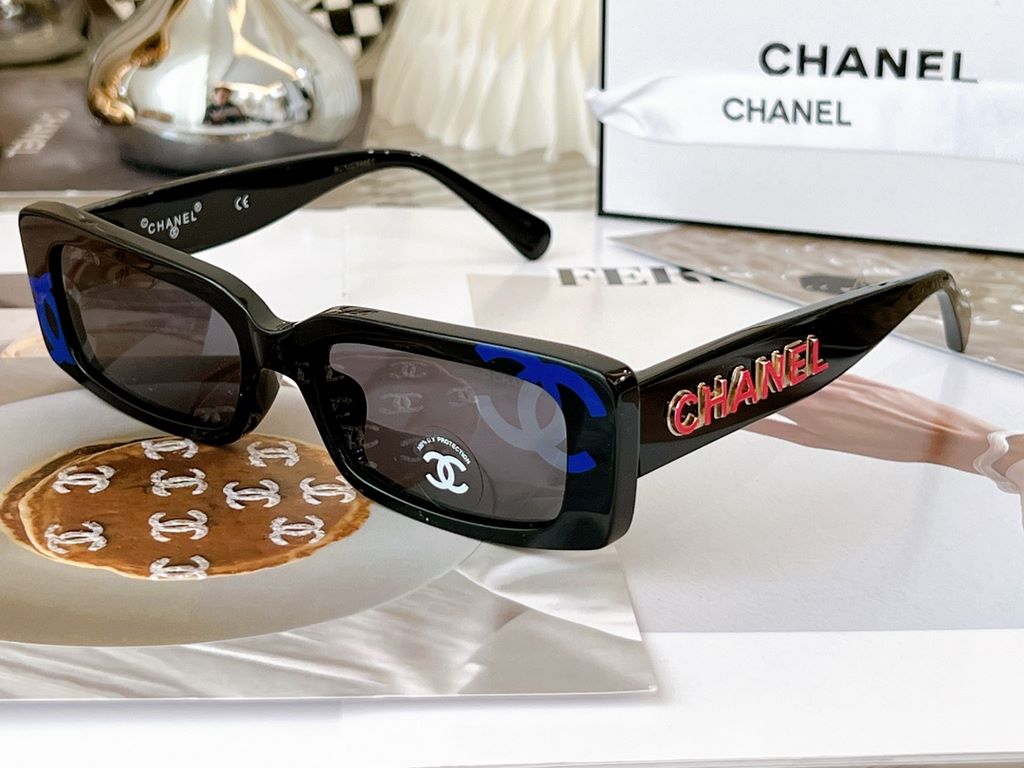 CHANEL 9105 original wide-legged version High version flush color  71473A 2022 summer new small red book hot pushBaked lacquer double C big logo letters baked lacquer whiteSize 54 mouth 18-145