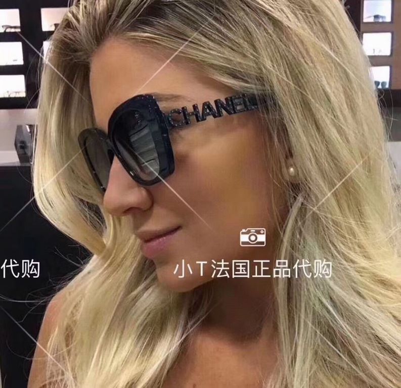 The original single authentic with diamonds. Goods high quality Barcode two-dimensional bag packaging This year's hot models [CHANEL] CHANEL CH5422B fashion sunglasses   CHANEL rectangular sunglasses letters mirror leg l