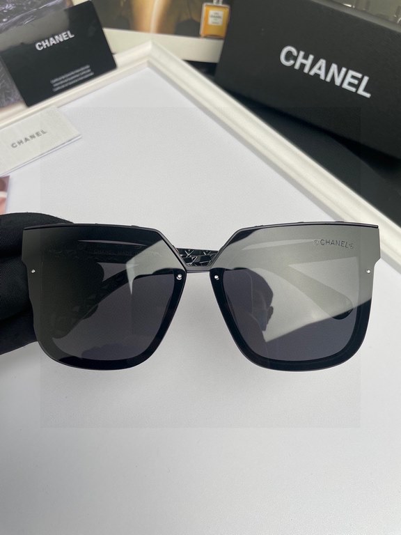 CHANEL Chanel Camellia Women's Polarized Sunglasses  TR Frame  Imported Polaroid HD Polarized Lenses,  Color 3 Color Options  (No. 2015)