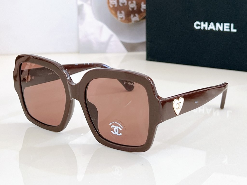 CHANEL The highest version of the market 11 details of the anti-counterfeiting code Recognize the version of   small red book burst recommended glasses Model 5479 Size 56 mouth 18-140