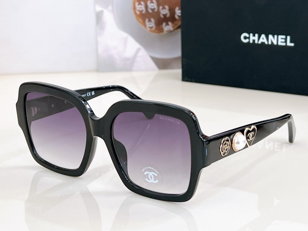 CHANEL The highest version of the market 11 details of the anti-counterfeiting code Recognize the version of   small red book burst recommended glasses Model 5479 Size 56 mouth 18-140