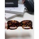 CHANEL new Xiao Xiang sunglassesClassic black and white color scheme, mirror legs covered with small fragrance logoThe key is to show a small face magic weapon