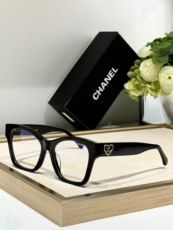 CHANELGrandma Chanel Classic Vegan MirrorCH71468Size 56 18-145