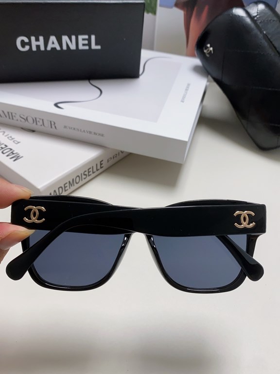 Chanel Chanel pearl sunglasses female new double C polarized star vegan sunglasses fashion explosive models