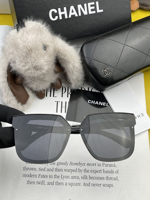 CHANEL Chanel large square frame sunglasses fire models are out of stock rhythm, fancy hurry to order Model CH5421