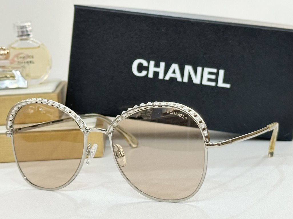 chanelModelch4246HSize56-18-135