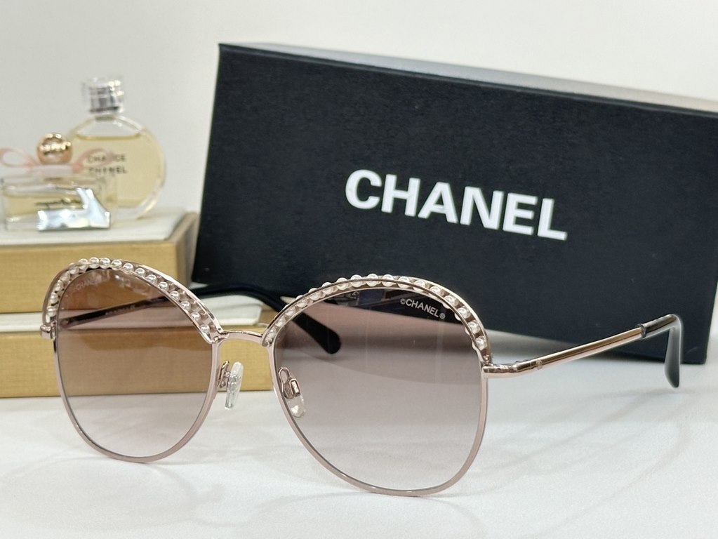 chanelModelch4246HSize56-18-135