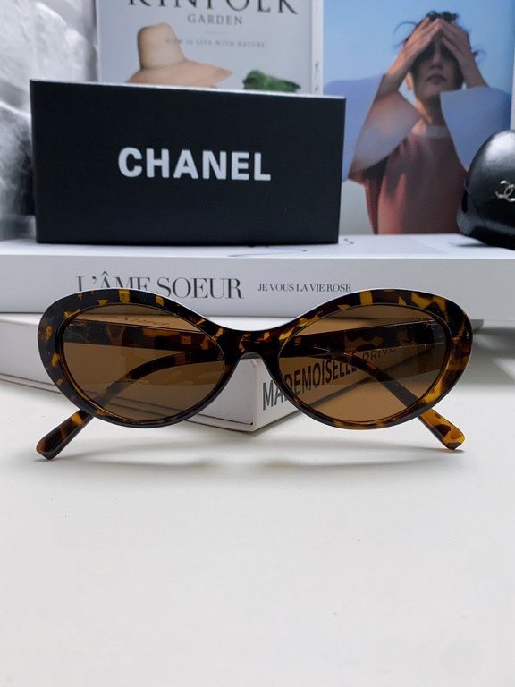 Chanel Chanel vintage cat-eye Xiao Xiang sunglasses women's high-class sense of letters rim oval sunglasses classic round Wang Yibo same models