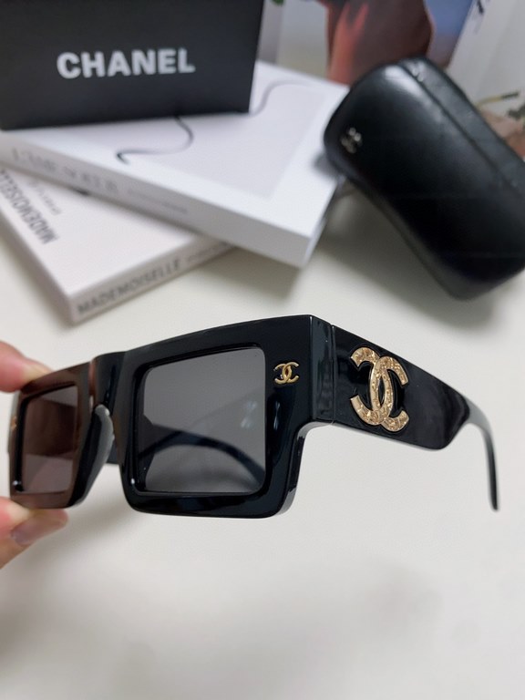 Chanel Chanel 2024 new sunglasses sunglasses female male summer sunscreen tide anti-ultraviolet glasses glasses net red driving large face square frame glasses