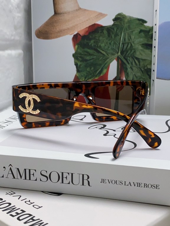 Chanel Chanel 2024 new sunglasses sunglasses female male summer sunscreen tide anti-ultraviolet glasses glasses net red driving large face square frame glasses