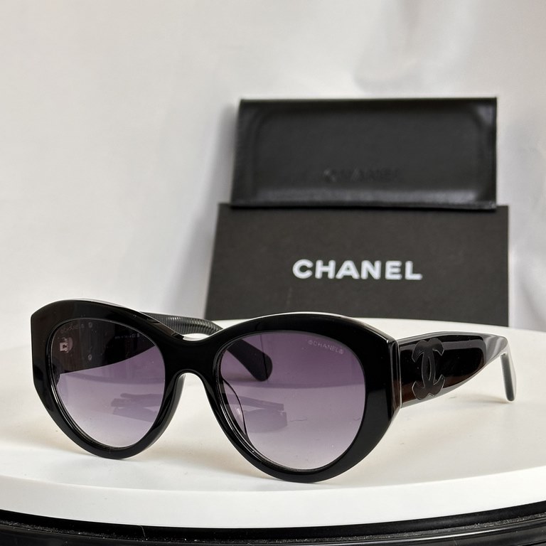 A glance into the summer of the whole network debut   high version of the late but to theChanel2024 summer new arrivals The current very hot grandma fragranceChanel CH5492 sunglasses SIZE54 mouth 19-140