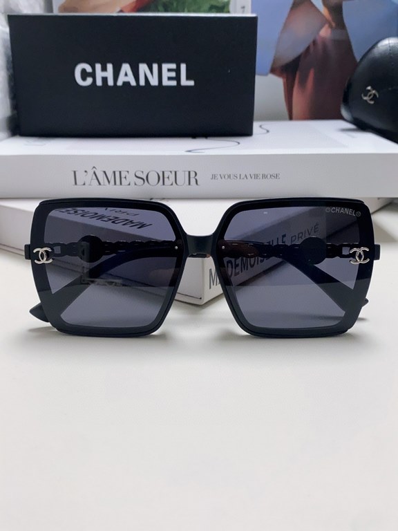 Chanel Chanel 2024 new polarized sunglasses fashion women's sunglasses Xiao Xiangfeng the same weaving chain mirror leg trend sunshade sun protection