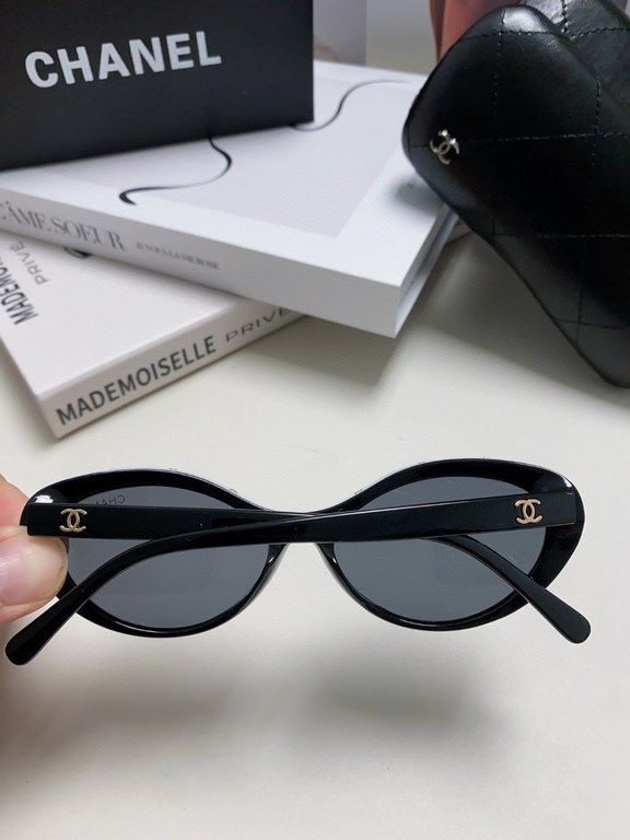 Chanel Chanel vintage cat-eye Xiao Xiang sunglasses women's high-class sense of letters rim oval sunglasses classic round Wang Yibo same models