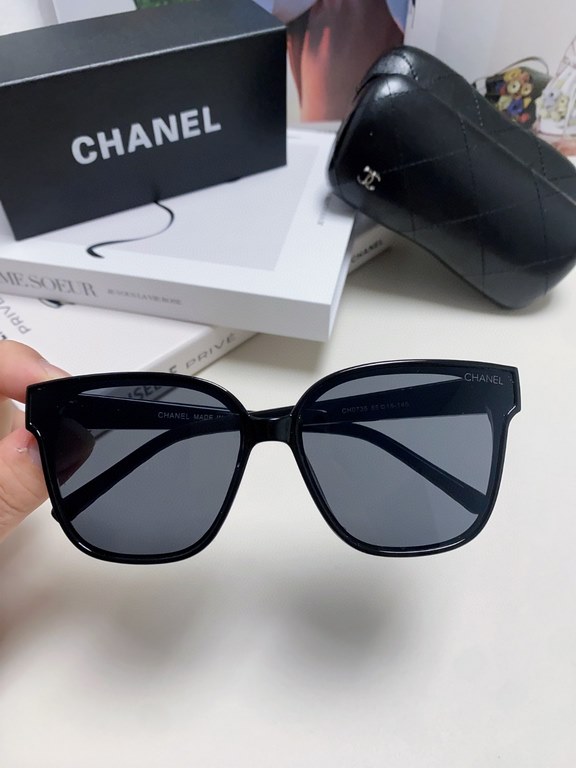 CHANEL Chanel 2024 new small red book incense with the same sunglasses letter mirror legs large square frame anti-ultraviolet sunglasses