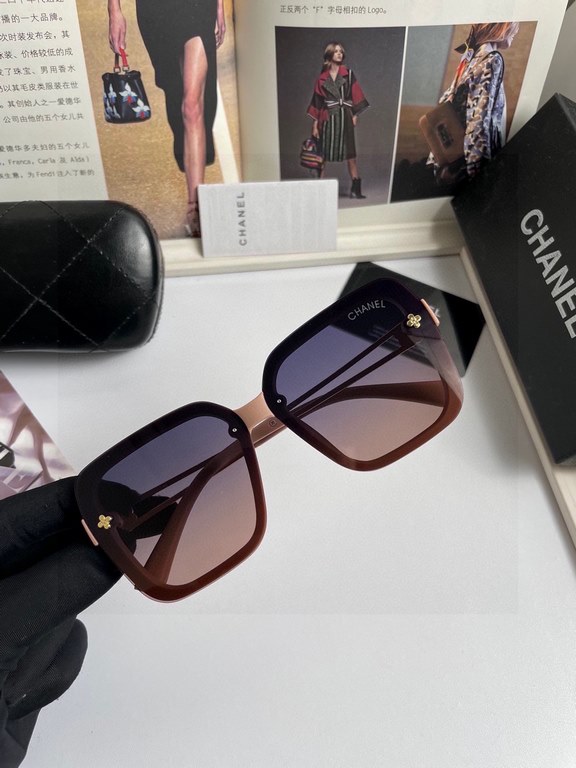 . New   CHANEL CHANEL original single quality women's polarized sunglasses   TR90 Material   Imported Polaroid HD polarized lenses. The official website synchronization sale, fashion atmosphere, travel essential models, 