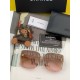 Chanel large frame sunglasses sunglasses Classic square box design, not pick face type, whether with a coat or a dress are very temperament polarized lenses to prevent UV Model CH1954