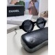 Chanel Chanel English letters sunglasses female tide European and American fashion street shoot black and white striped round frame sunglasses glasses