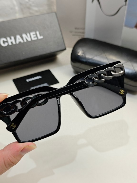 CHANEL Chanel  2024 official early spring new models, many stars with the same [color]    new large frame sunglasses ,    Polaroid Ultra Clear Sunglasses