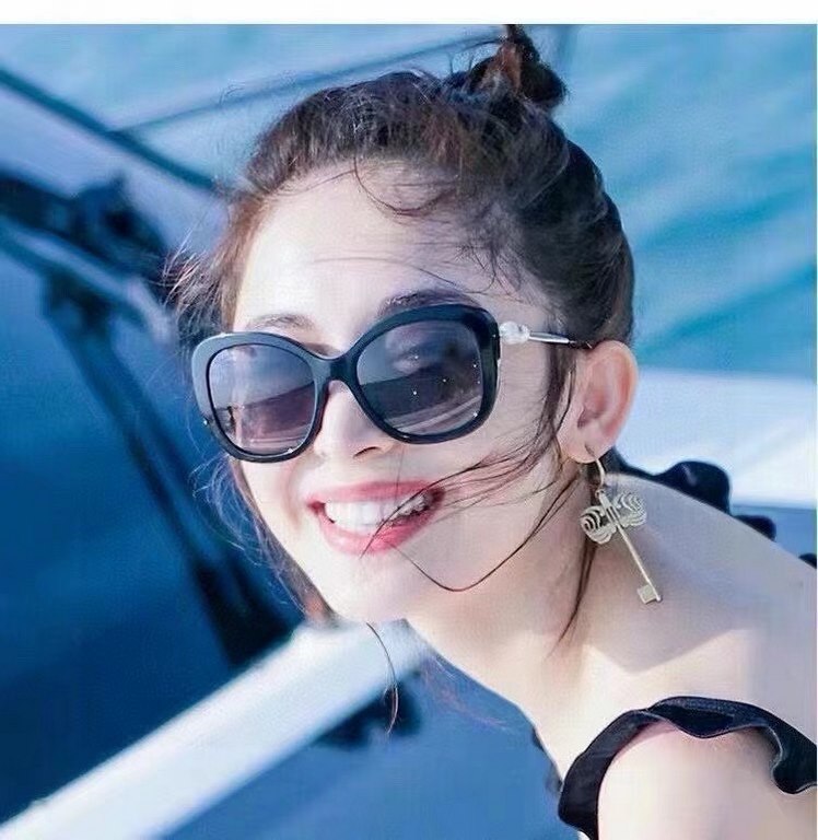 Qi color arrival CHANEL Naza super beautiful models Chanel ch5339 size 57 17-143  double pearl models sunglasses women's atmosphere versatile sunglasses