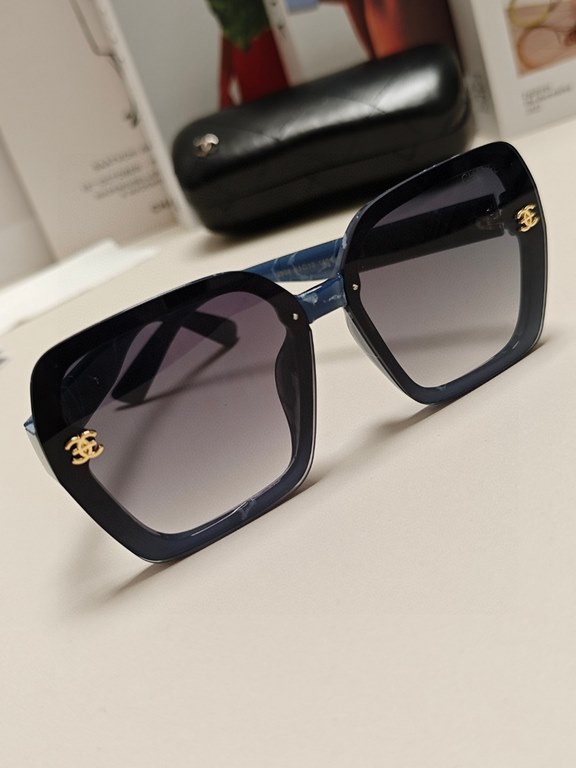 CHANEL Chanel 2024 new small perfume style sunglasses female UV protection driving special polarized glasses senior sense of big brand sunglasses