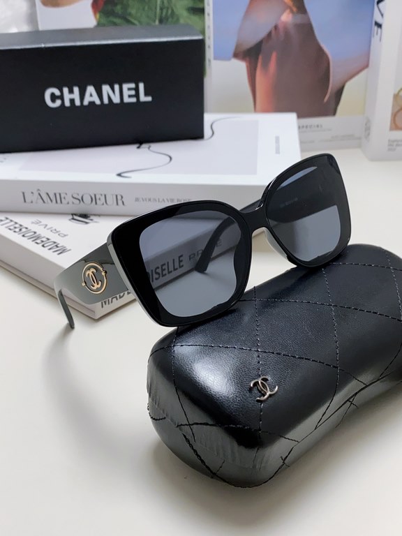 Chanel Chanel 2024 new show face sunglasses big small anti Trendy models with the same large LOGO ladies sunglasses