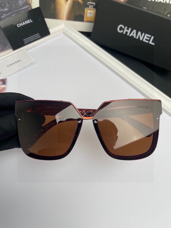 CHANEL Chanel Camellia Women's Polarized Sunglasses  TR Frame  Imported Polaroid HD Polarized Lenses,  Color 3 Color Options  (No. 2015)