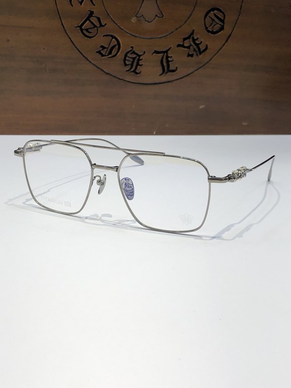 NEW Titanium CHROME HEARTLarge frame titanium sunglasses for nearsightedness, super lightweight.CH8233 SIZE56-18-149