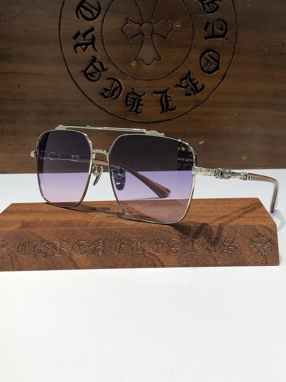 Exclusive customized models Heavy craftsmanship   Crocker heart is open again  The big square frame sunglasses boutique high end CH8078 SIZE62-15-148