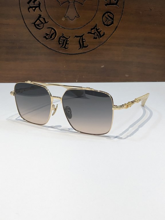 Exclusive customized models Heavy craftsmanship   Crocker heart is open again  The big square frame sunglasses boutique high end CH8078 SIZE62-15-148