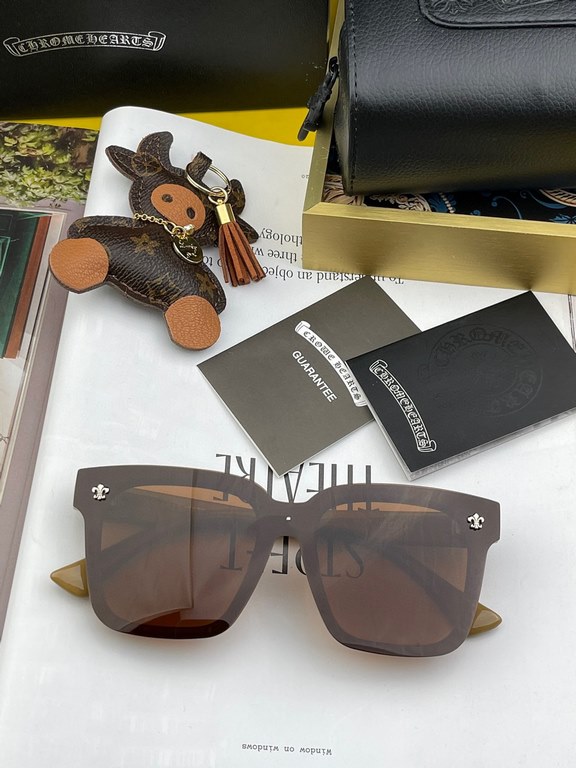 2023 newest models, Crocentric unisex models polarized sunglasses (can be matched with couples models) all colors back to the single arrival Material TR, high-definition continuous polarized lenses Model 5900