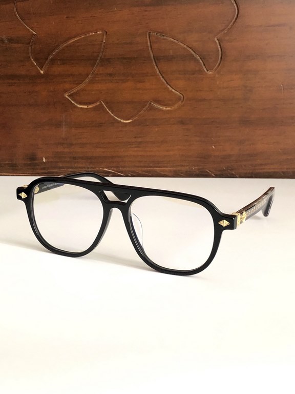 New CHROME HEART retro double beam large frame will be the old American classic punk elements into the details full of let you experience high-end qualityCH8167 SIZE 54-16-156