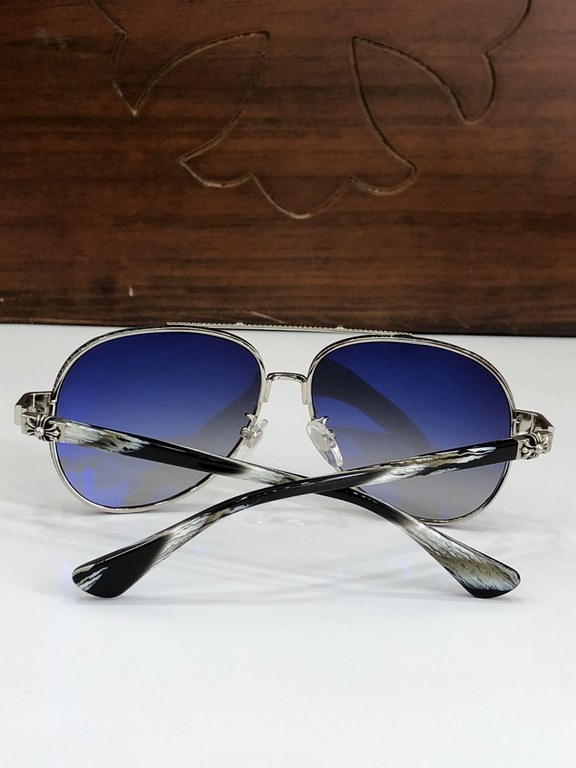 CHROME HEART classic toad frame shapeThickened frame with engraved punk motifsExquisite craftsmanship Fine sunglasses PAINAL-IISIZE62-16-148