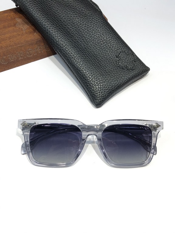 New sunglasses   large frame CHROME HEARTHand polished from top quality platesTitanium temples with three-dimensional pattern are stylish and fashionableCH8271 SIZE54-20-152