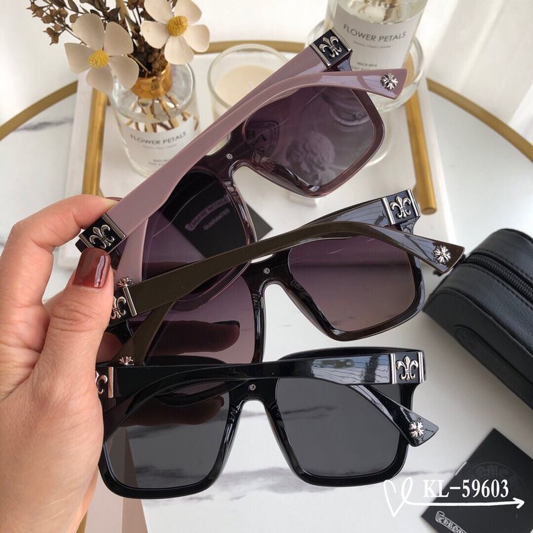 P . Chrome heart. . [Polaroid Resin Polarized Lenses] . [TR Frames - Lightweight and comfortable to wear] . [size 99-1-148,]. . [Original sealed packaging   new sunglasses to reduce the burden of glare, blocking harmful 