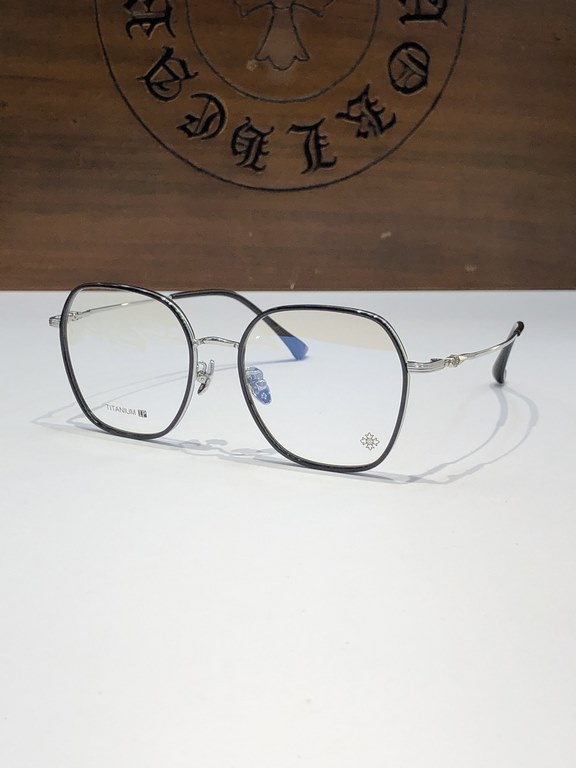 New Titanium   exquisite large frame CHROME HEARTUltra-light and comfortable seriesCH5524 SIZE 53-18-148