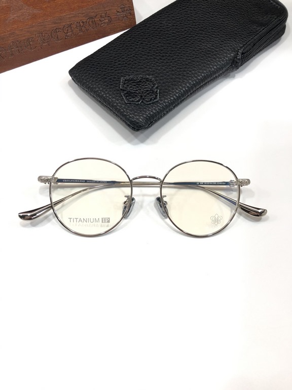 Vintage small round mirror Hundreds of super lightFine frame with golden edge titanium frame New CHROME HEARTCH8158 SIZE51-18-150