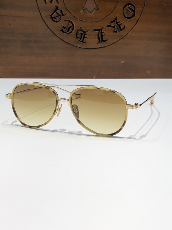 Trendy fashion sunglasses CHROME HEART brand new!CHROME HEART Extreme Craftsmanship Pencil Tail 925 Crucifix DecorationFull of details CH8118SIZE56-16-148