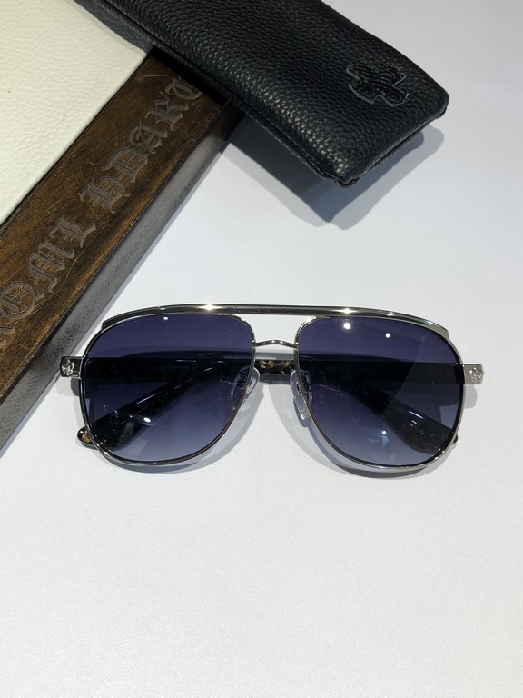 CHROME HEART Heavy-duty Classic laser pattern is very delicate and very MAN sunglassesBONEHEARD SIZE 63-16-145