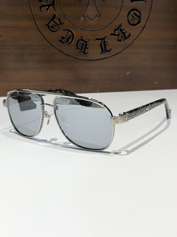 CHROME HEART Heavy-duty Classic laser pattern is very delicate and very MAN sunglassesBONEHEARD SIZE 63-16-145