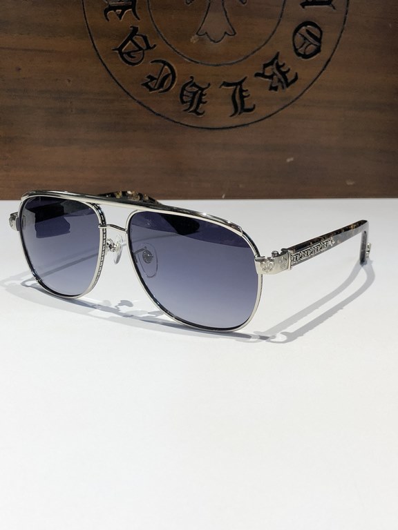 CHROME HEART Heavy-duty Classic laser pattern is very delicate and very MAN sunglassesBONEHEARD SIZE 63-16-145