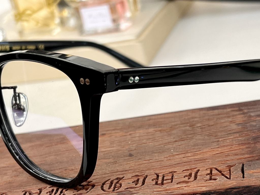 CHROME HEARTBONE PRONE IIIFashionable square shapeVegetarian FramesWY2241 size51-22-148