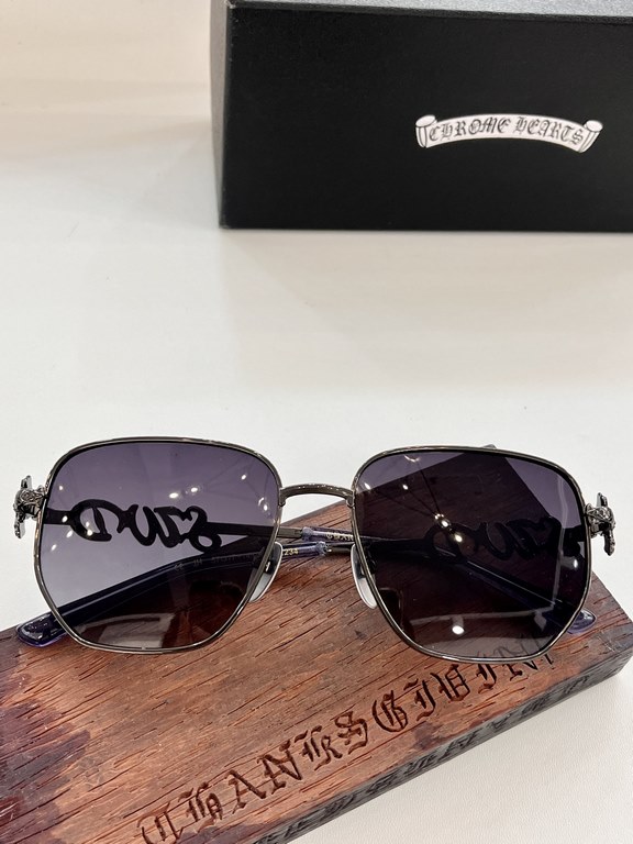 Croxin】Simple metal frame with logo carvingHundreds of square mirrorsFull of details WY2234 SIZE 57-17-145