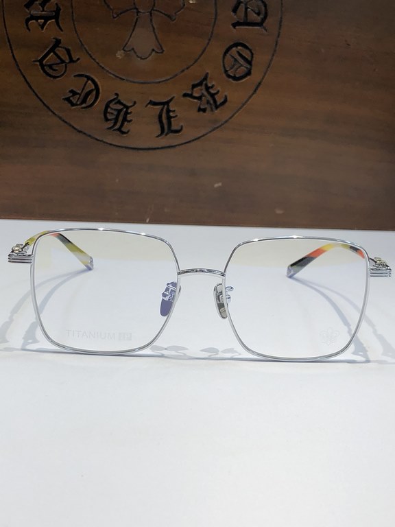 CHROME HEART   Titanium!Large frame with gold wire frame Ultra lightweight pure titanium!CH8244 SIZE 56-17-145