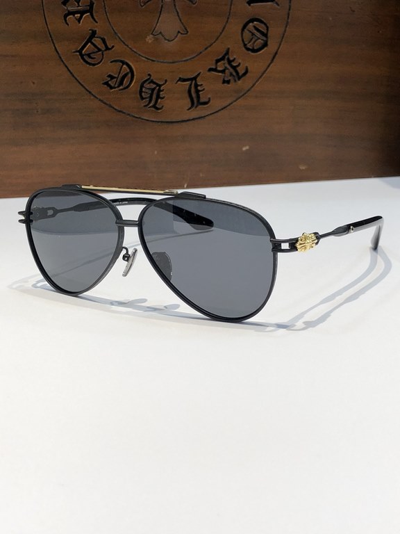 New titanium CHROME HEART classic toadstool sunglasses fine sunglasses   calm atmosphere show unique taste CH8186SIZE62-17-148