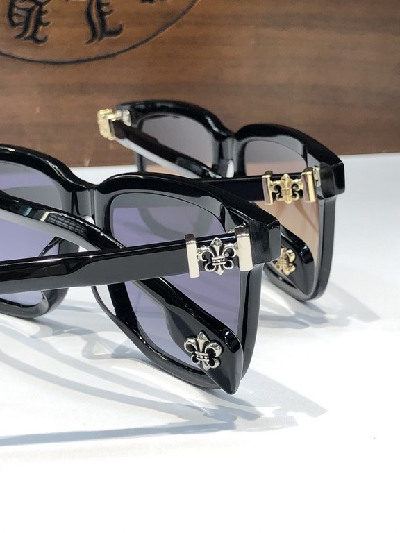 New sunglasses debut thick material handmade plate CHROME HEARTScout flower inlaid carved three-dimensional LOGO High-end perfectionCH8245 SIZE 56-18-154