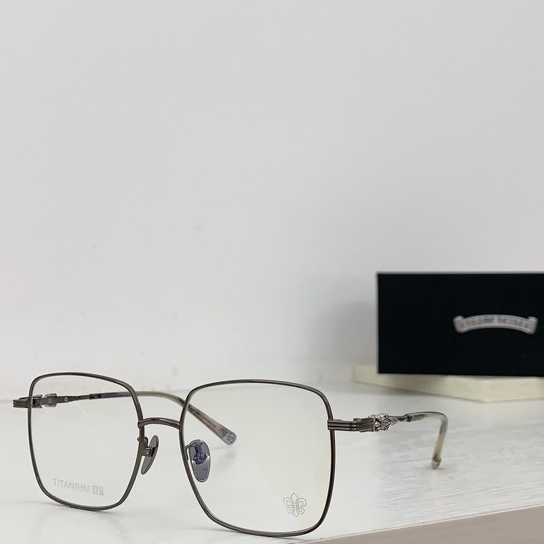 Titanium! CHROME HEARTLarge frame with gold wire frame Ultra-lightweight pure titanium!CH8244 SIZE 56-17-145