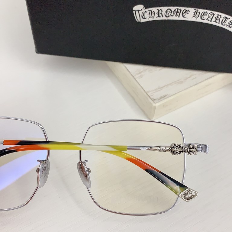 Titanium! CHROME HEARTLarge frame with gold wire frame Ultra-lightweight pure titanium!CH8244 SIZE 56-17-145